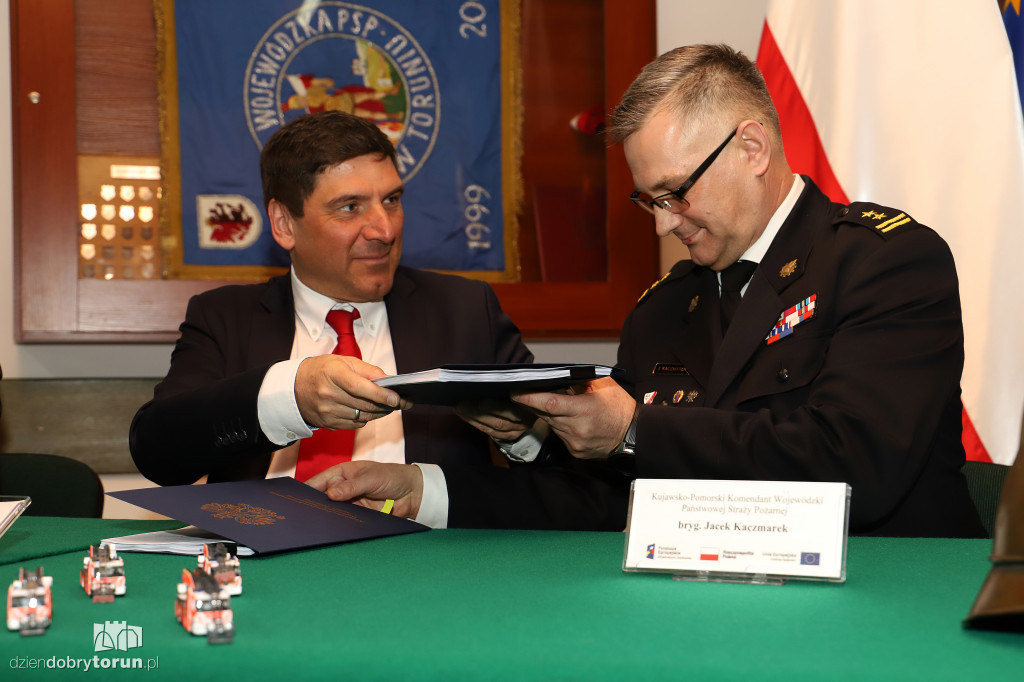 Nowe samochody dla straży pożarnej