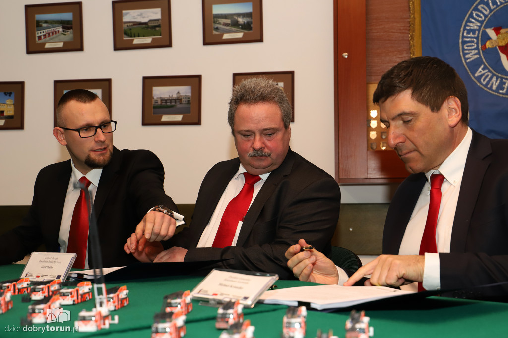 Nowe samochody dla straży pożarnej
