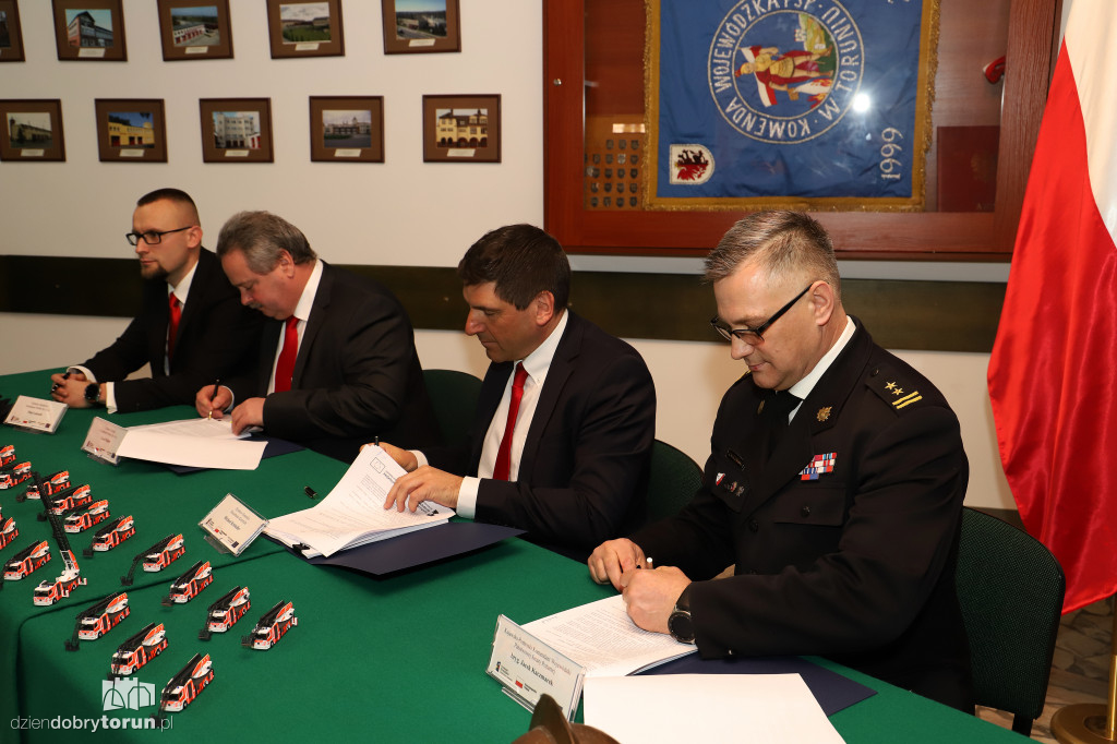 Nowe samochody dla straży pożarnej