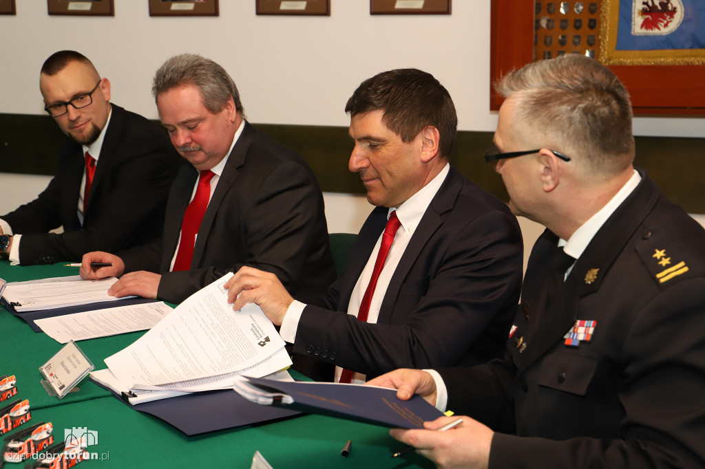 Nowe samochody dla straży pożarnej