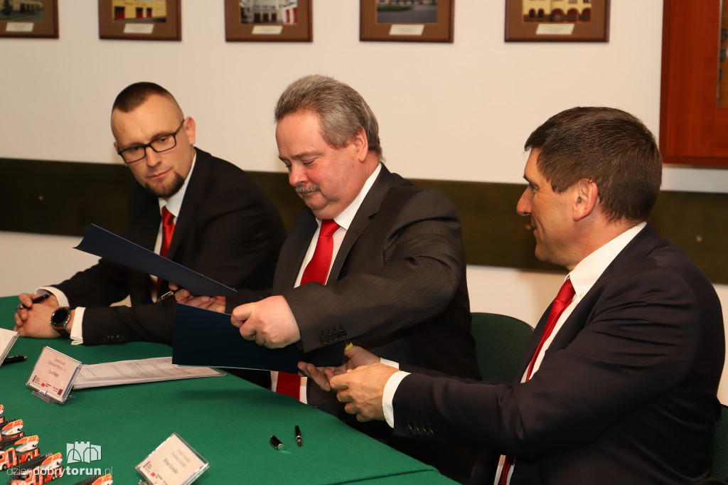 Nowe samochody dla straży pożarnej