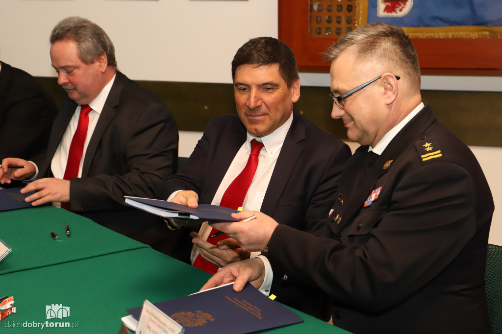 Nowe samochody dla straży pożarnej