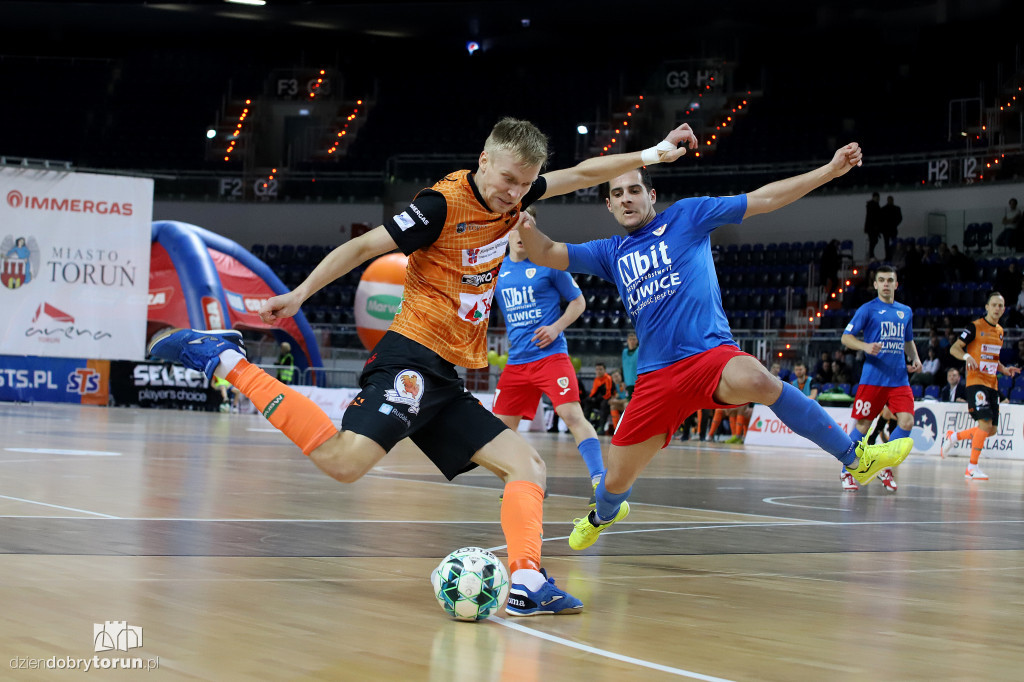 FC Toruń 2:5 Piast Gliwice