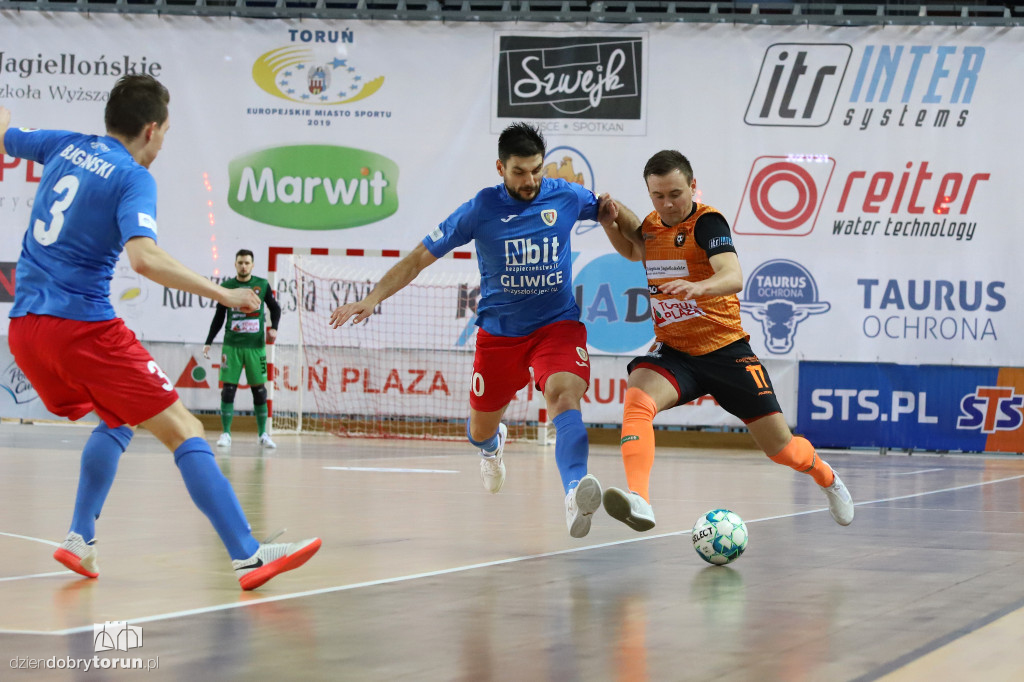 FC Toruń 2:5 Piast Gliwice