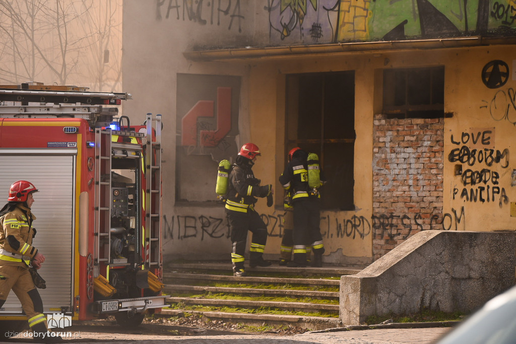 Akcja straży pożarnej w centrum miasta