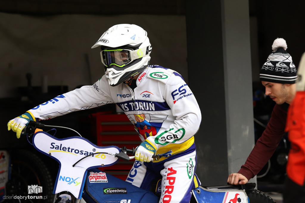 Pierwszy trening w tym sezonie na Motoarenie