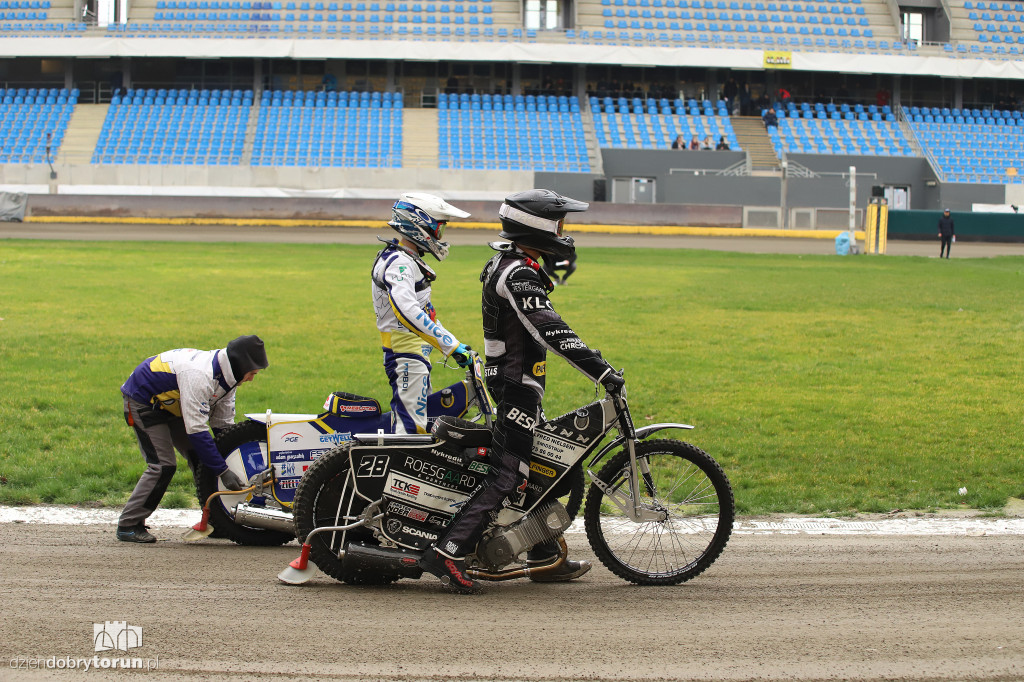 Pierwszy trening w tym sezonie na Motoarenie