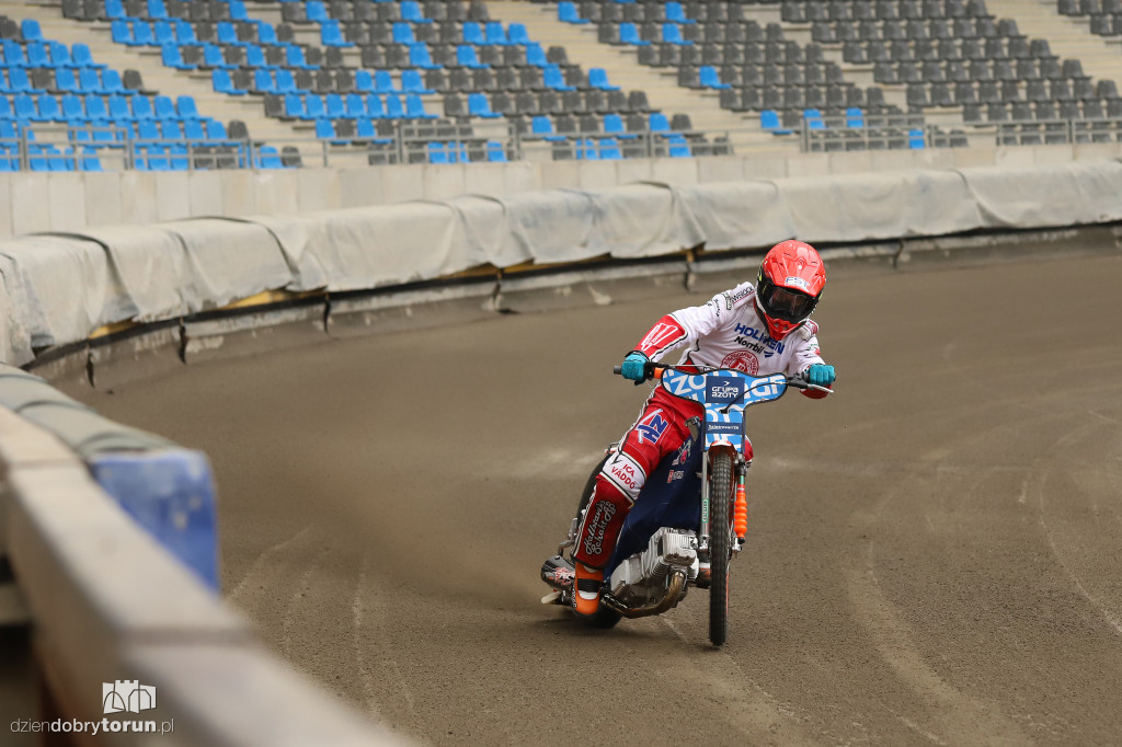 Pierwszy trening w tym sezonie na Motoarenie