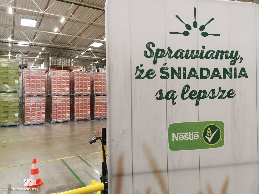 Pacific Toruń przekazał kamerę na rzecz OSP