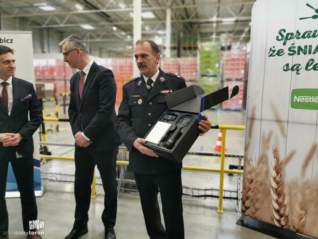 Pacific Toruń przekazał kamerę na rzecz OSP