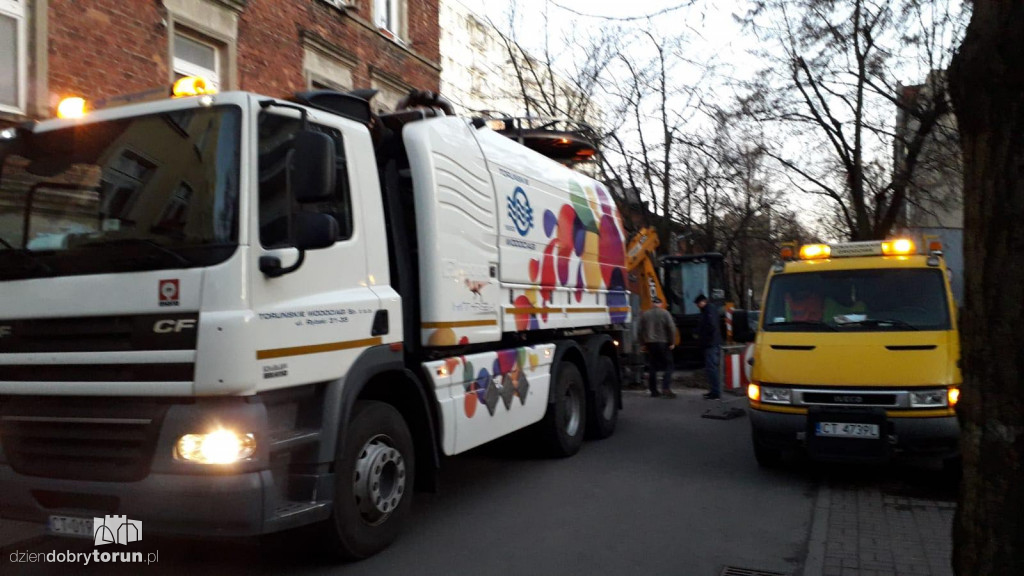 Awaria rurociągu przy ul. PCK w Toruniu