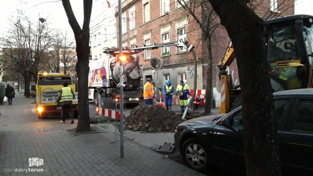 Awaria rurociągu przy ul. PCK w Toruniu