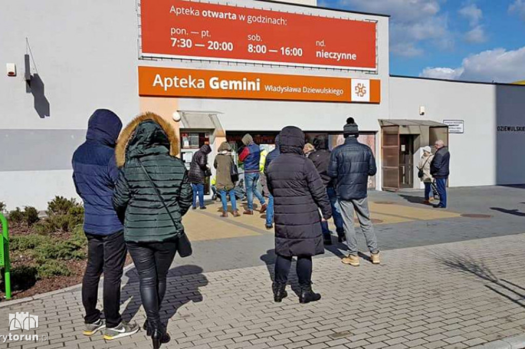 Nadzwyczajne kroki w aptekach