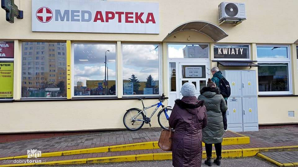 Nadzwyczajne kroki w aptekach