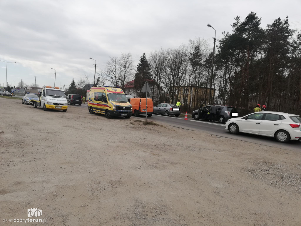 Groźna kolizja przy ul. Olsztyńskiej