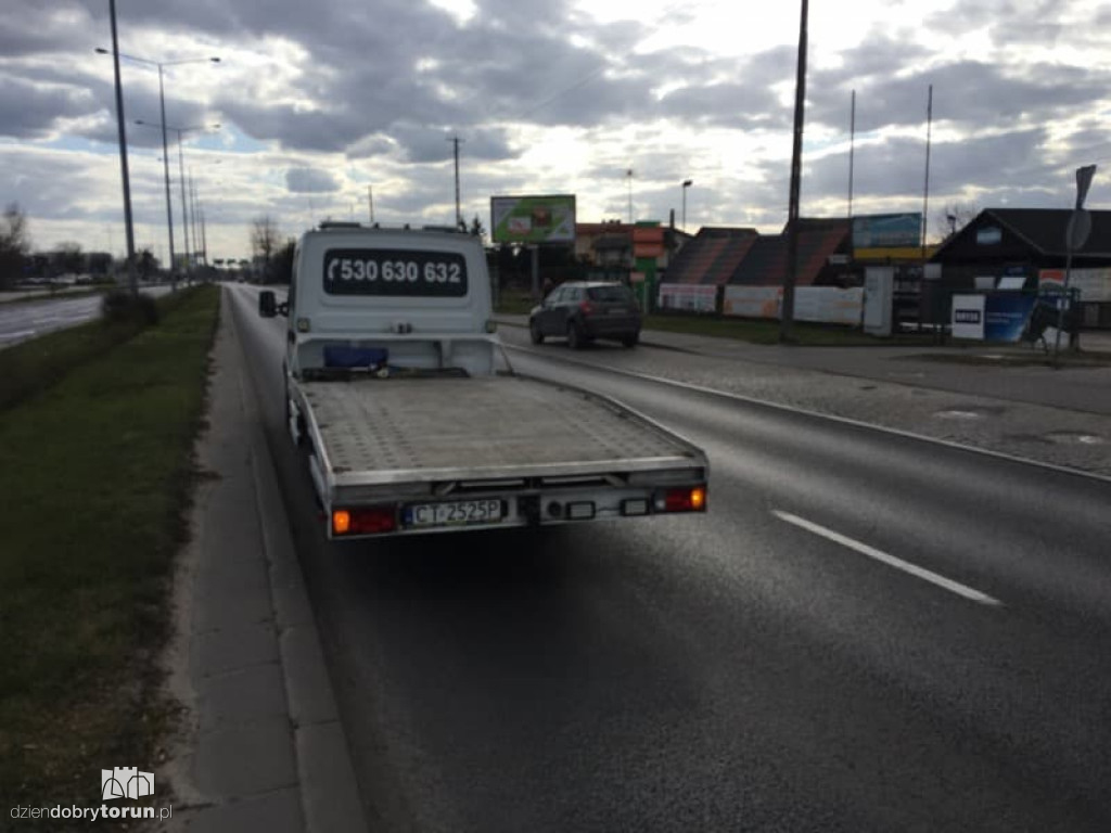 Toruń: zderzenie dwóch aut