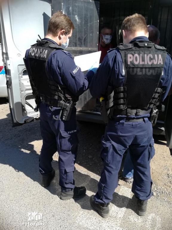 Toruń: okradli kobietę. Są w rękach policji