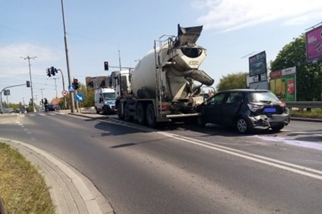 Groźne zderzenie przy Żółkiewskiego