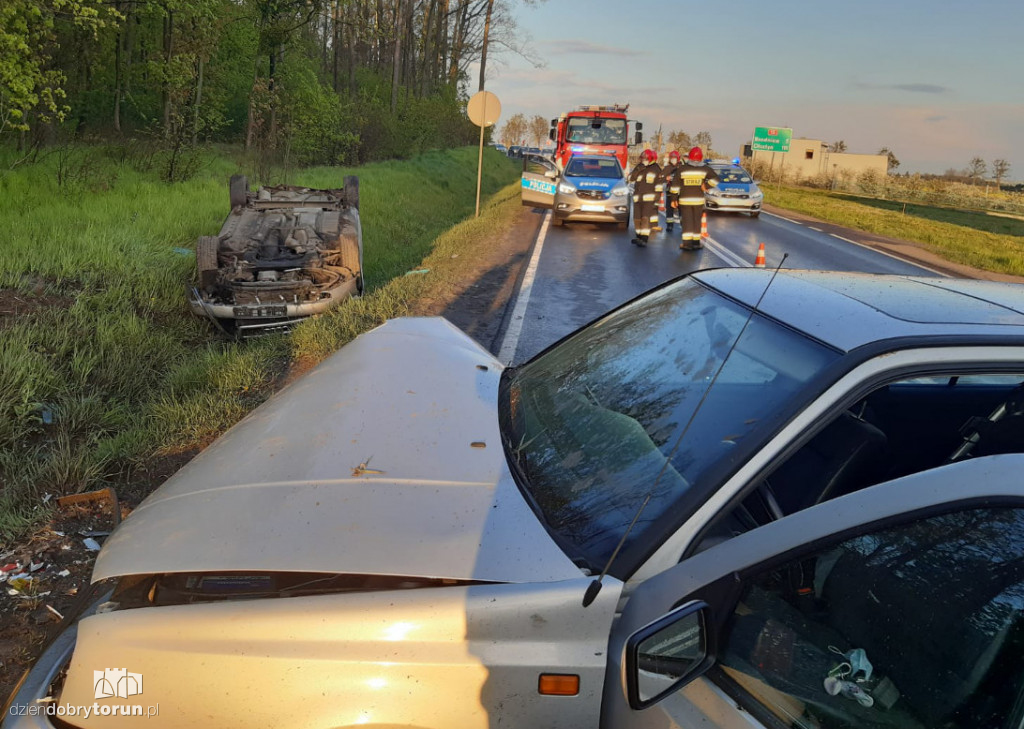 Zderzenie dwóch osobówek w regionie