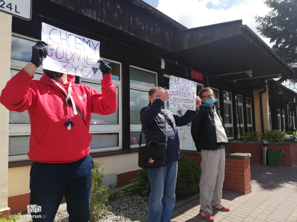 Protest mieszkańców z ul. Antczaka 46
