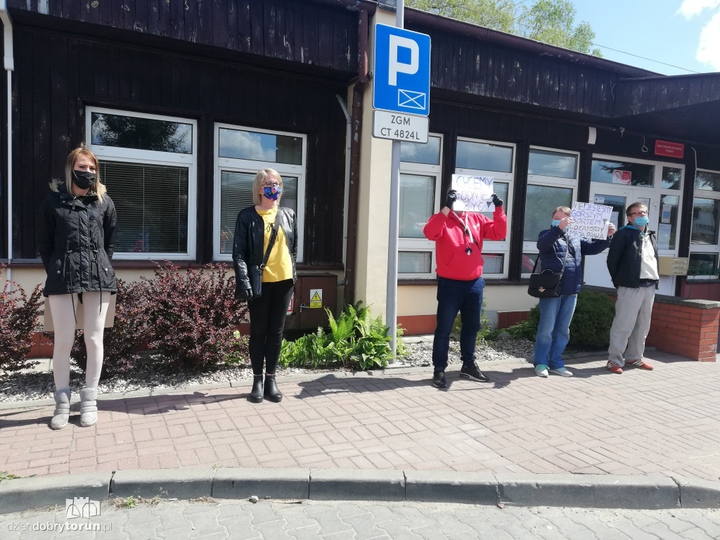 Protest mieszkańców z ul. Antczaka 46