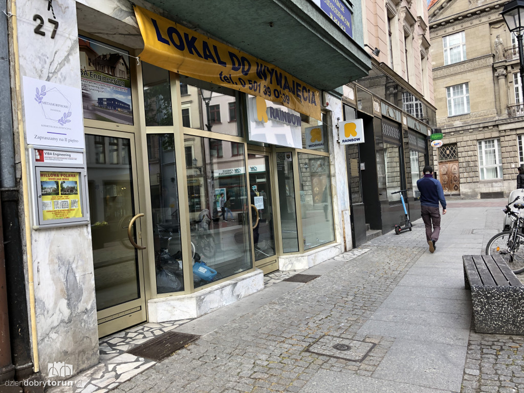 Rainbow znika z toruńskiej starówki