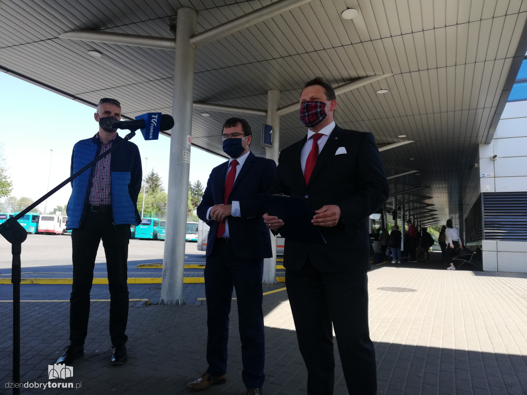 Konferencja PiS w obronie lokalnego transportu