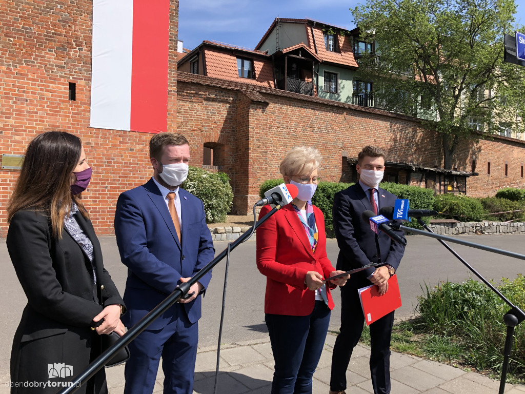 Konferencja prasowa posłanki Iwony Michałek