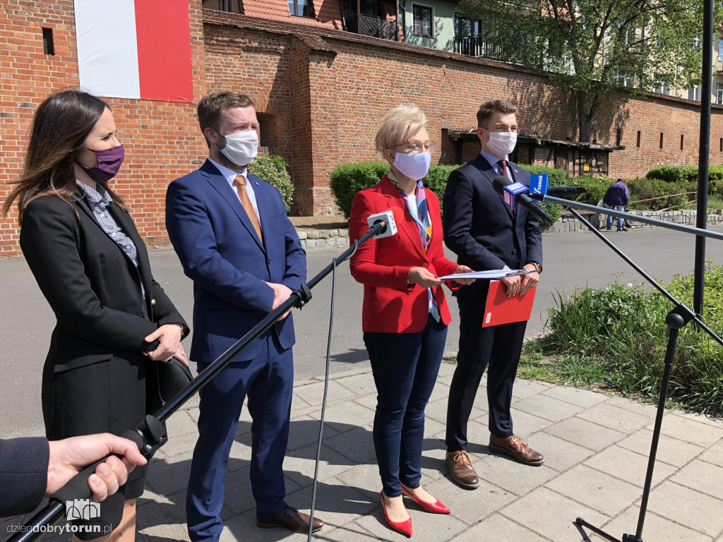 Konferencja prasowa posłanki Iwony Michałek