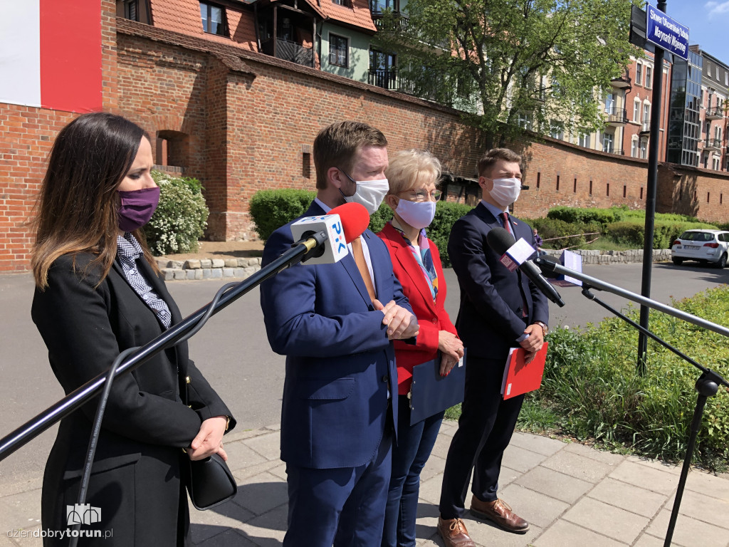 Konferencja prasowa posłanki Iwony Michałek