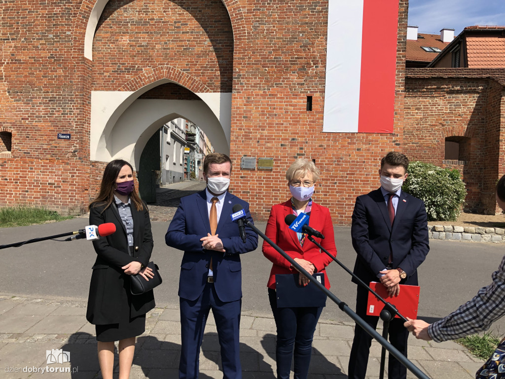 Konferencja prasowa posłanki Iwony Michałek