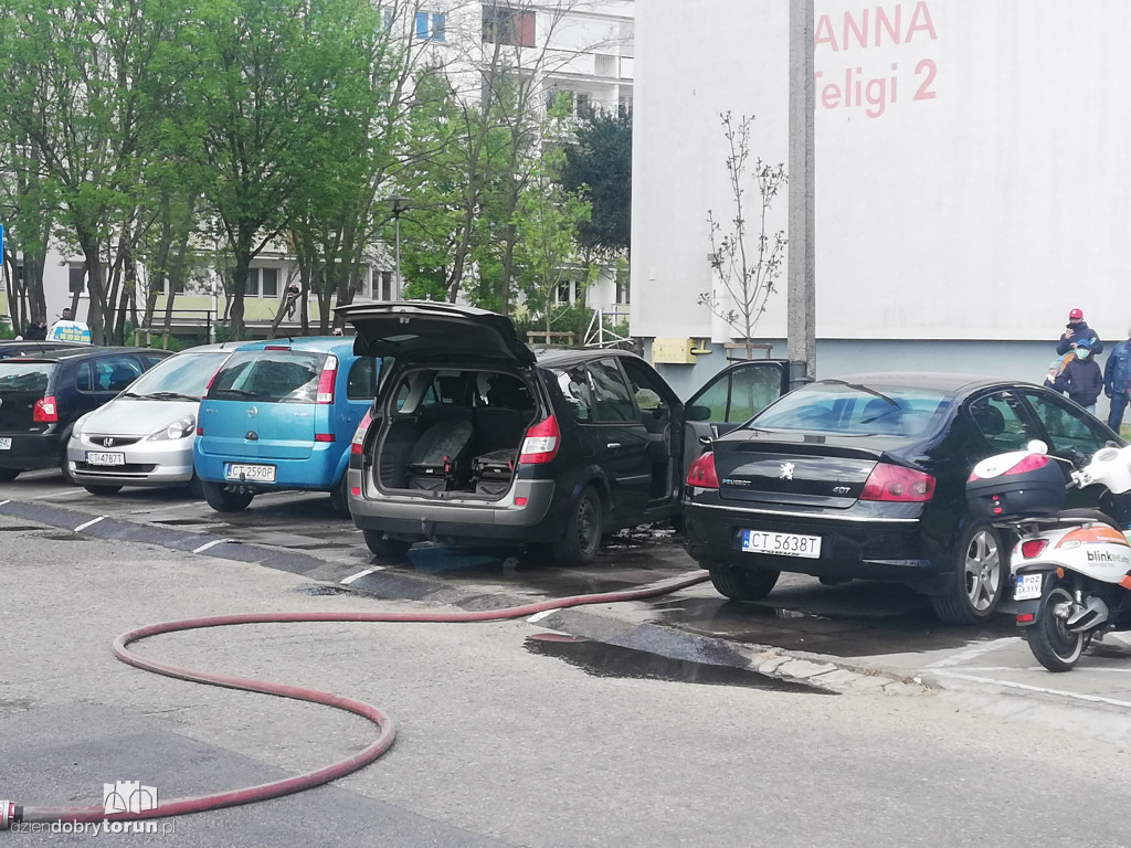 Pożar samochodu przy ul. Teligi
