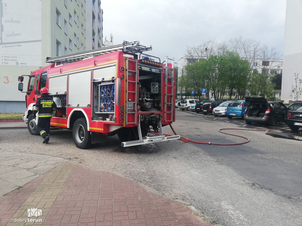 Pożar samochodu przy ul. Teligi