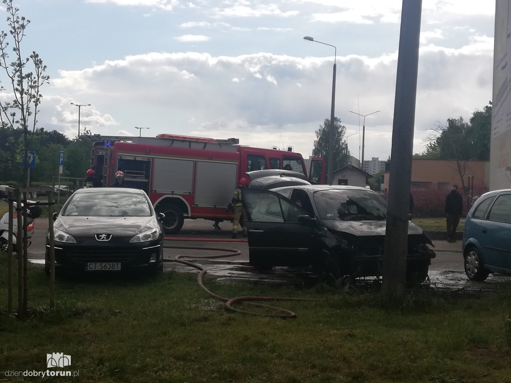 Pożar samochodu przy ul. Teligi