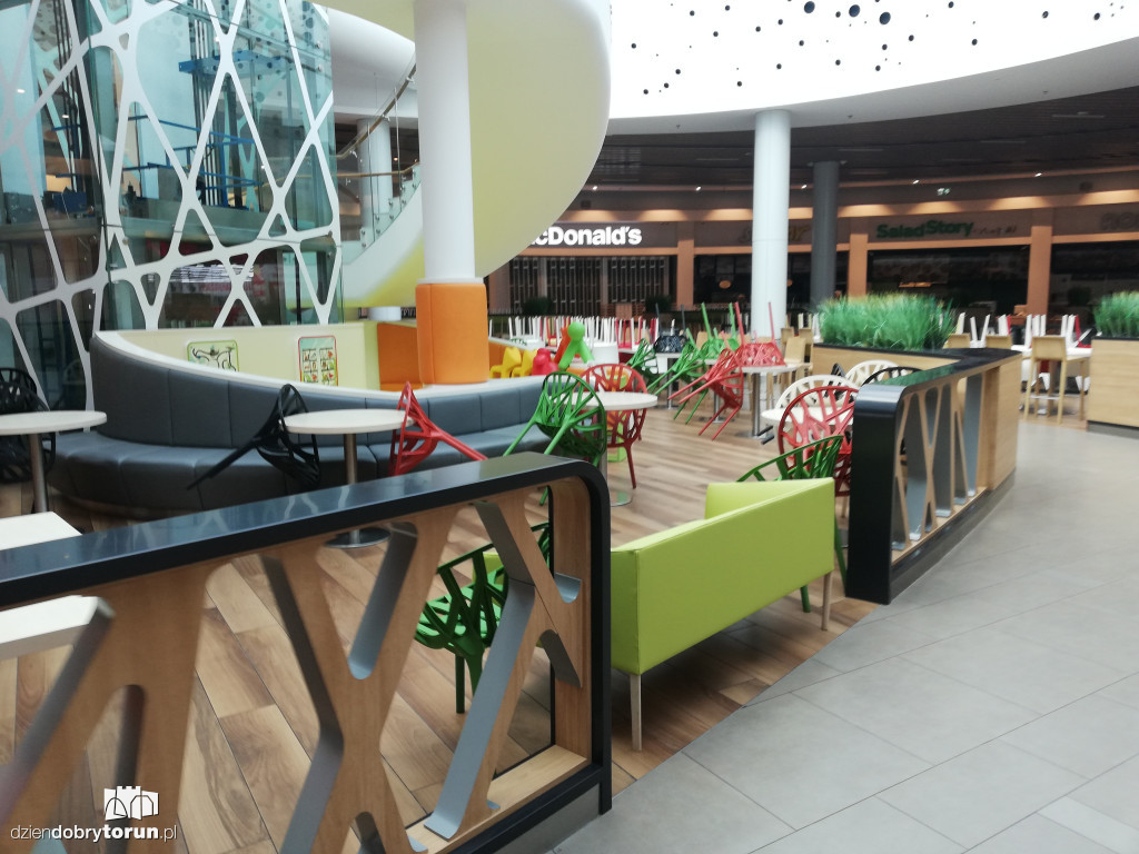Atrium Copernicus czeka na klientów z promocjami