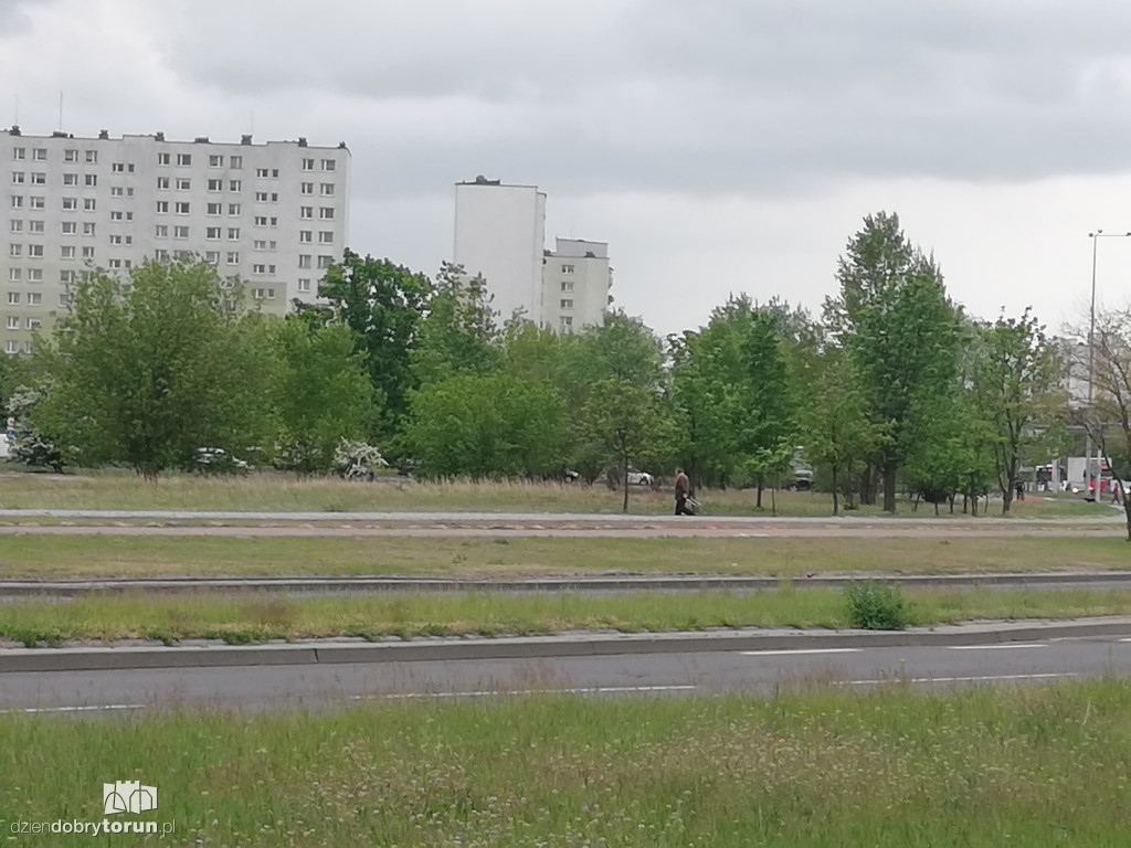 Przechodzenie 'na dziko' przy Olsztyńskiej