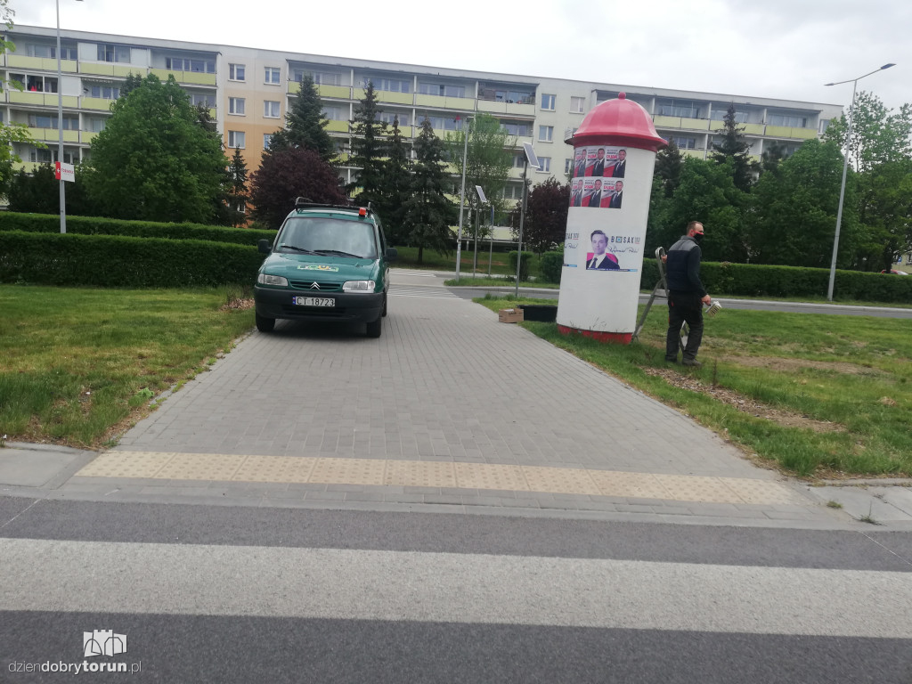 Kolejne plakaty Andrzeja Dudy na mieście