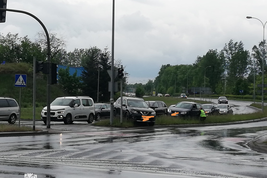 Kolizja dwóch aut przy Olimpijskiej