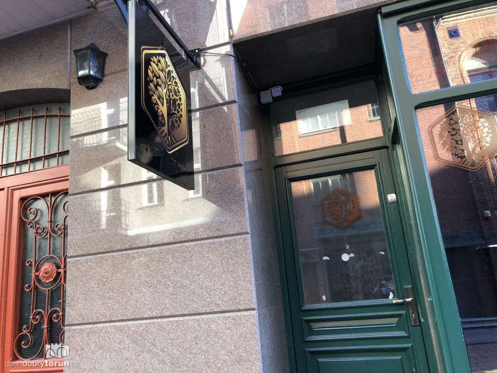 Toruń: kolejna restauracja znika ze starówki