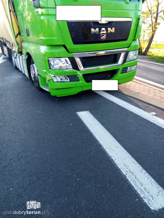 Groźne zderzenie w Zębówcu k. Torunia