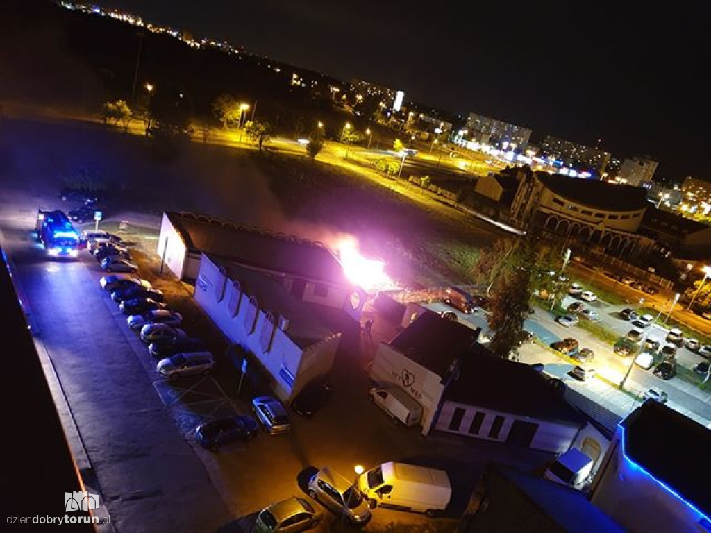Pożar boksu śmietnikowego przy Suleckiego