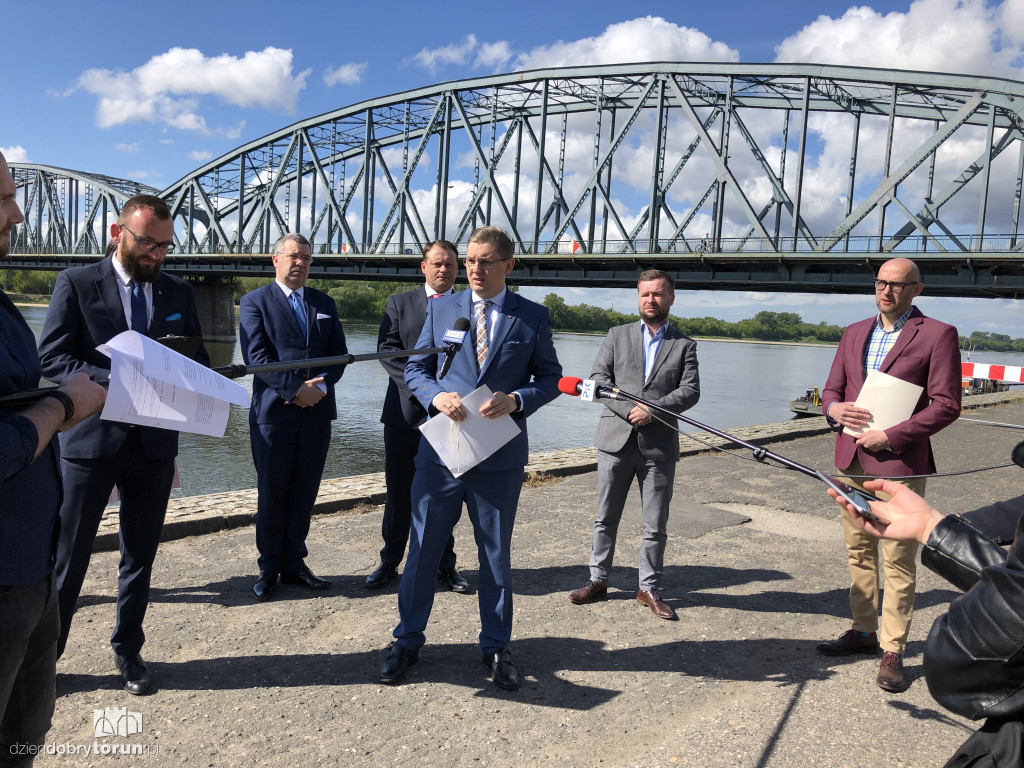 Konferencja polityków PiS