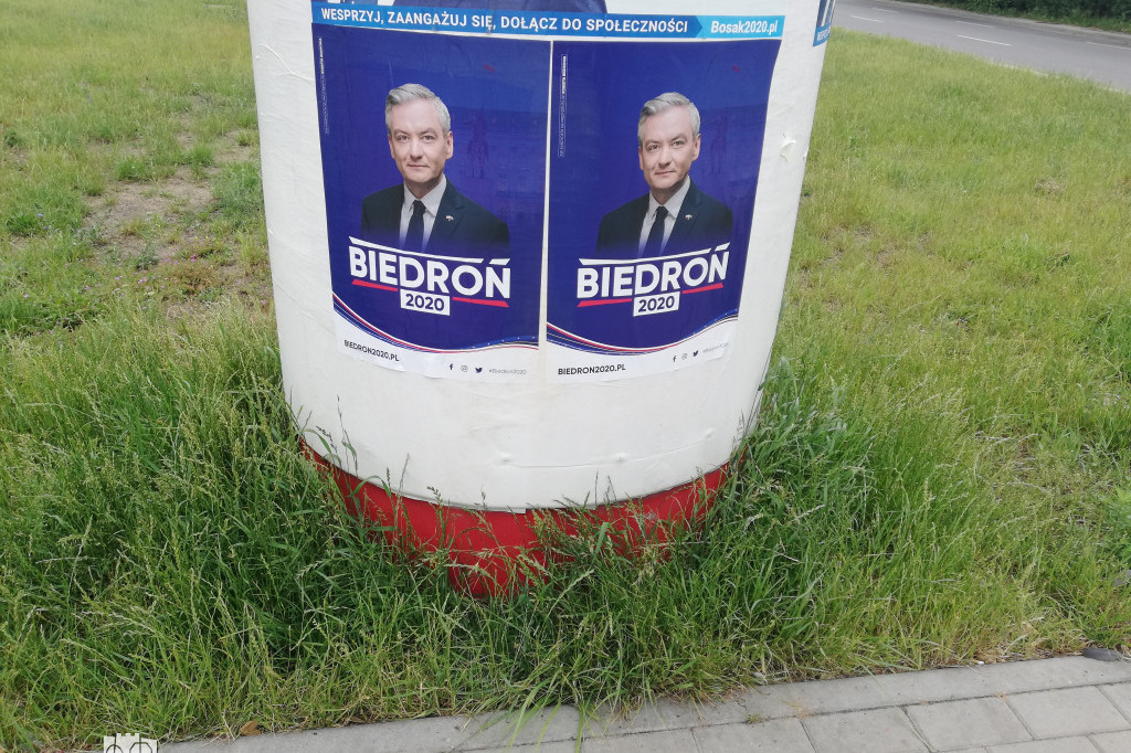 Plakaty wyborcze Roberta Biedronia