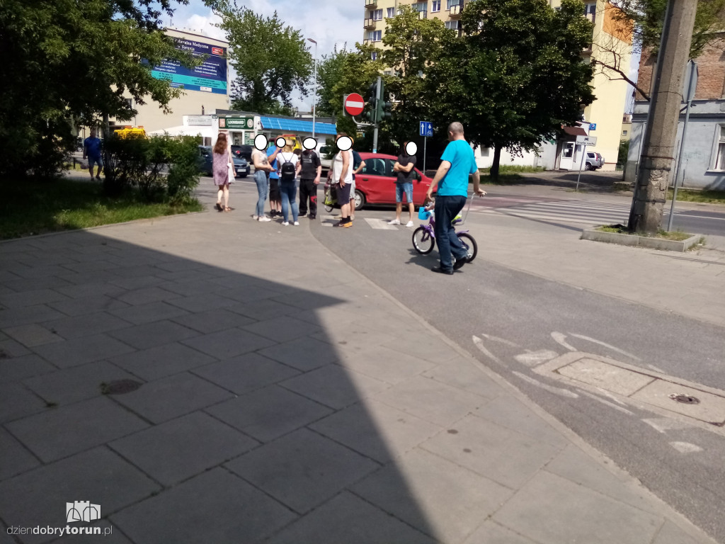 Kolizja z udziałem dwóch pojazdów