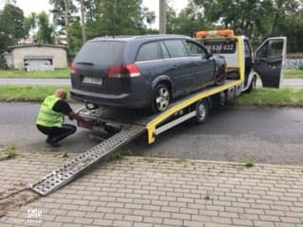 Opel nie dostosował prędkości do warunków