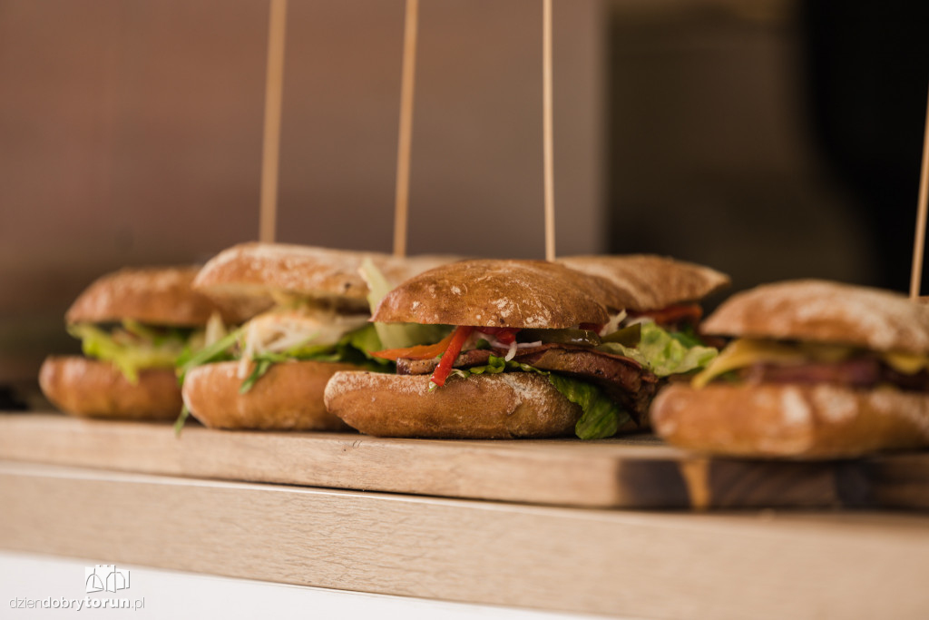 Foodtrucki powróciły na Rynek Nowomiejski