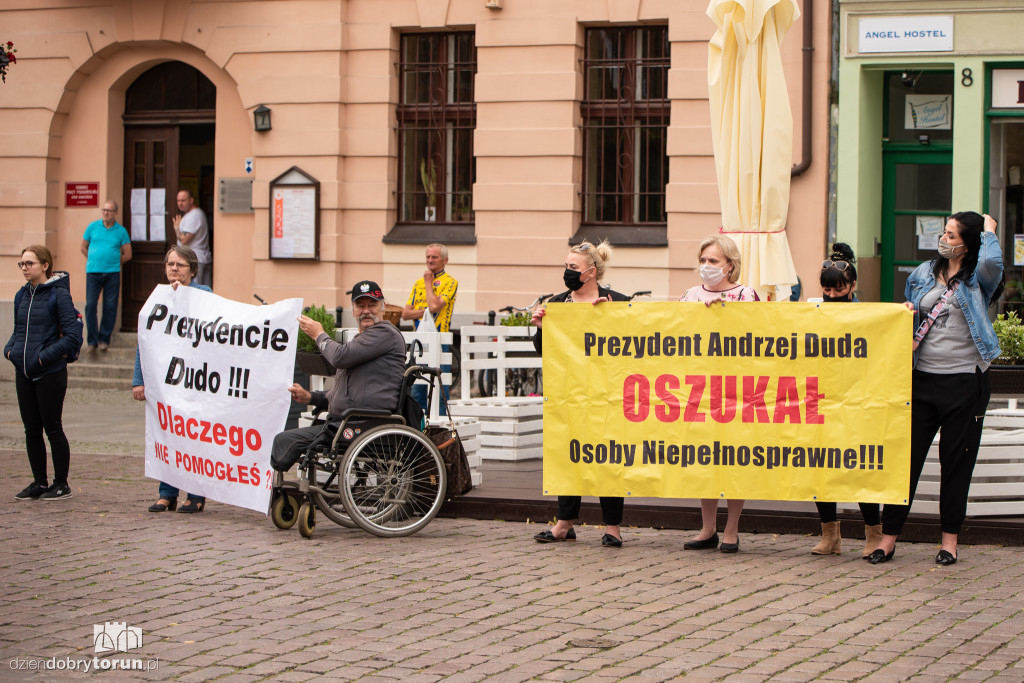 Manifestacja w obronie niepełnosprawnych