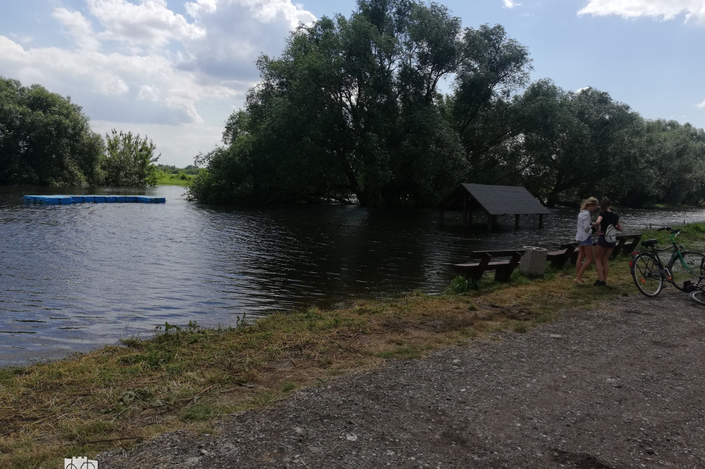 Kaszczorek i Złotoria pod wodą