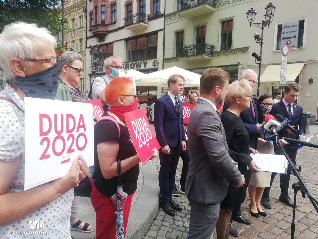 Konferencja prasowa Jarosława Gowina