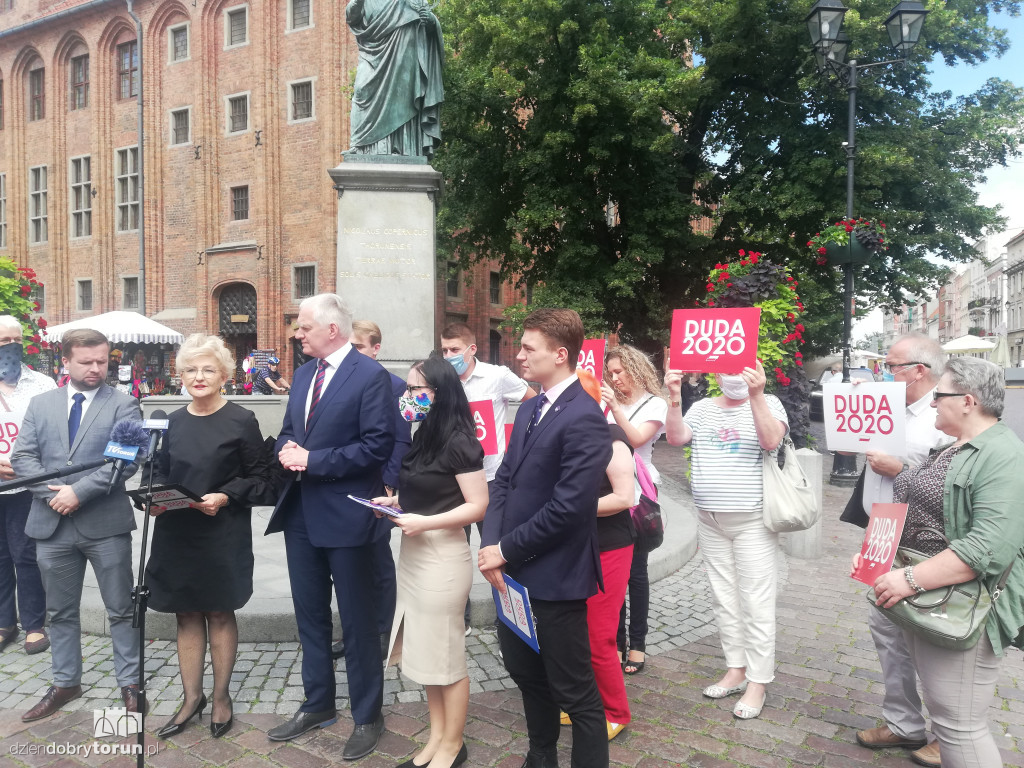 Konferencja prasowa Jarosława Gowina